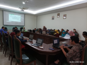 Menuju Unggul, Prodi Pendidikan Fisika Gelar FGD Bersama P3FI Dan Narasumber Dari UIN Ar Raniri Aceh