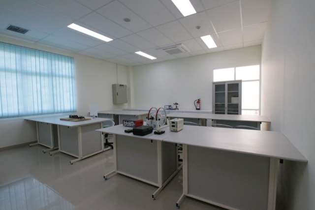 Laboratorium Fisika Modern