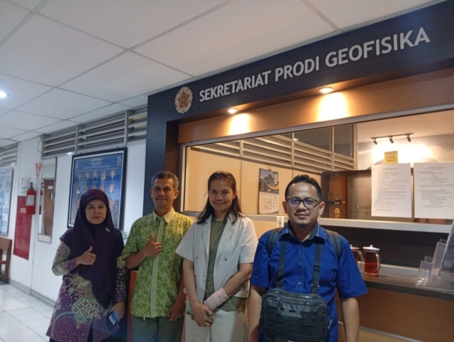 Pertemuan dengan KBK Geosains